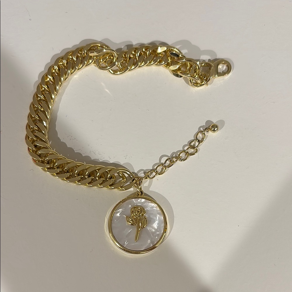 Uncommon James Gold Chain Bracelet with Rose Pendant